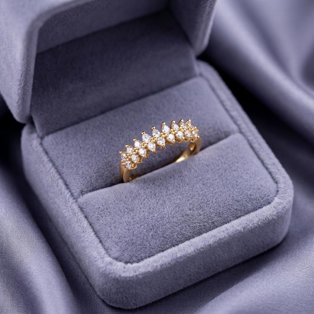 Luxury Gold Crystal Leaf Ring for Women