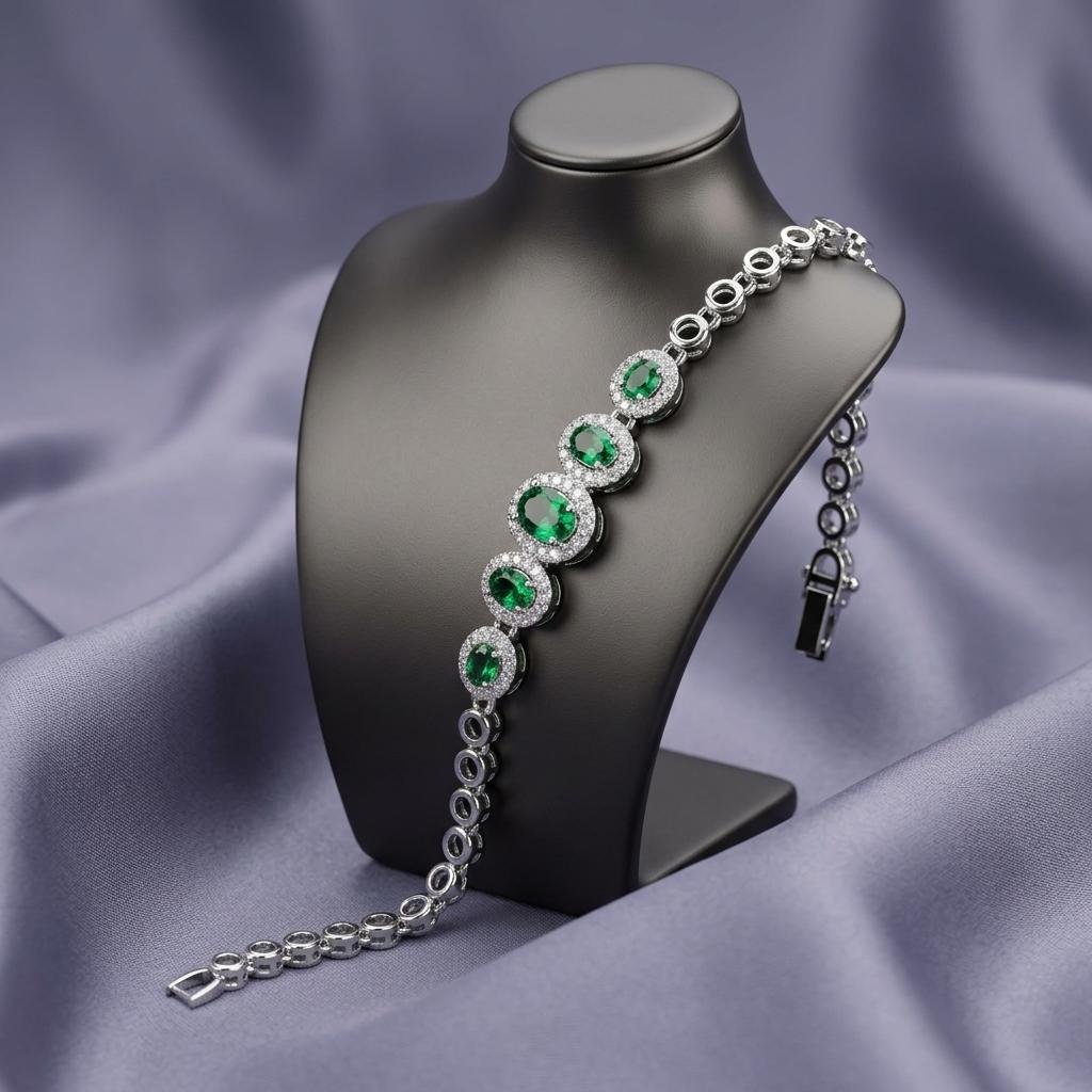 Luxury Silver Bracelet with Green Oval Gemstone Details for Women
